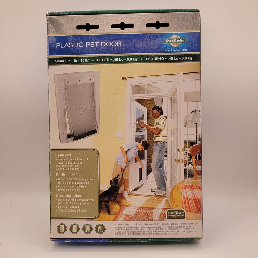 New In Box PETSAFE Plastic Pet Door Small 1-15 LBS New 6-3/8"x10-1/8"